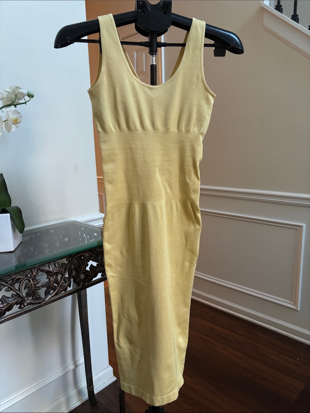 Popilush Body con Ribbed Sleeveless Yellow Midi Dress - size XS/S